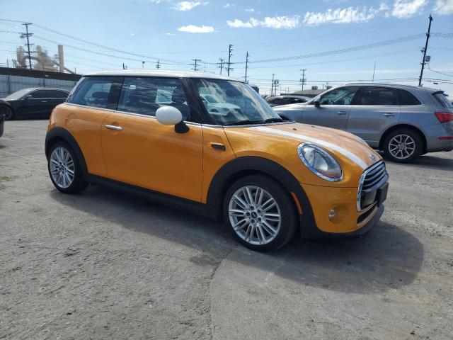 WMWXP5C55H3C63710 - 2017 MINI COOPER ნარინჯისფერი ფოტო 4