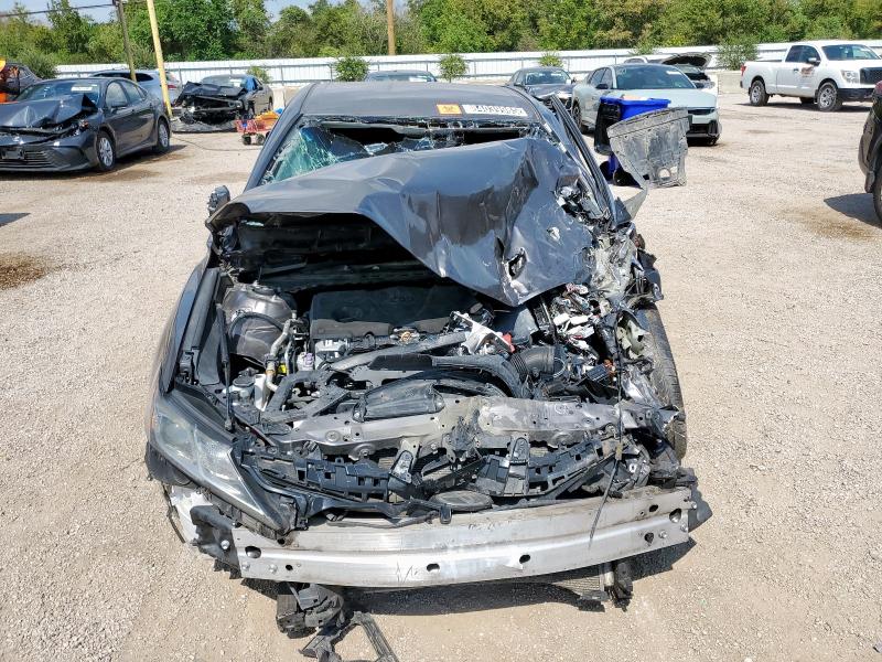 4T1B11HK1JU663696 - 2018 TOYOTA CAMRY L GRAY photo 5
