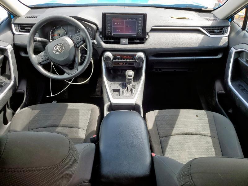 2T3H1RFV1MW145749 - 2021 TOYOTA RAV4 LE BLUE photo 8