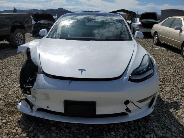 5YJ3E1EB1LF640562 - 2020 TESLA MODEL 3 WHITE photo 5