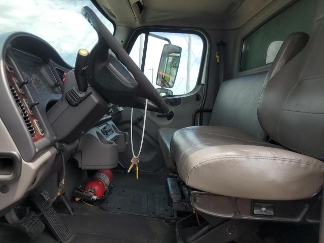 3ALACXDTXHDHV2971 - 2017 FREIGHTLINER M2 106 MEDIUM DUTY WHITE photo 7