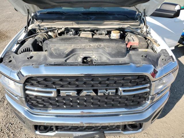 3C6UR5DL0NG247621 - 2022 RAM 2500 BIG HORN/LONE STAR WHITE photo 11