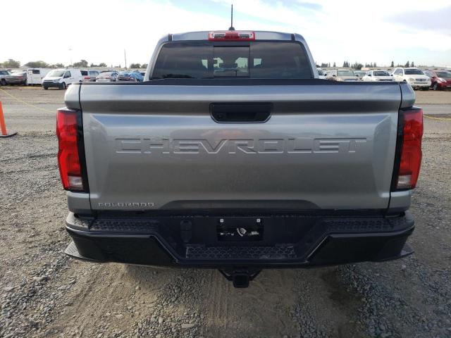 1GCPTDEKXR1303883 - 2024 CHEVROLET COLORADO Z71 SILVER photo 6