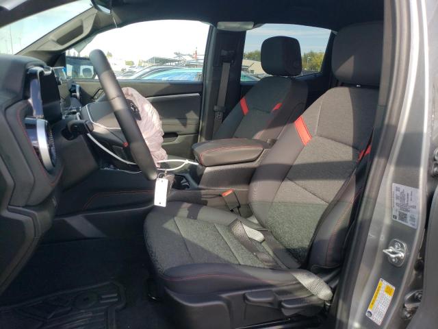 1GCPTDEKXR1303883 - 2024 CHEVROLET COLORADO Z71 SILVER photo 7