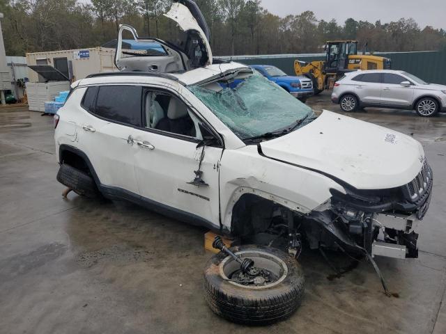 3C4NJCBB6LT247162 - 2020 JEEP COMPASS LATITUDE WHITE photo 4