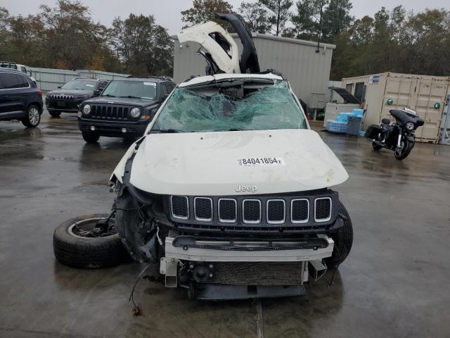 3C4NJCBB6LT247162 - 2020 JEEP COMPASS LATITUDE WHITE photo 5