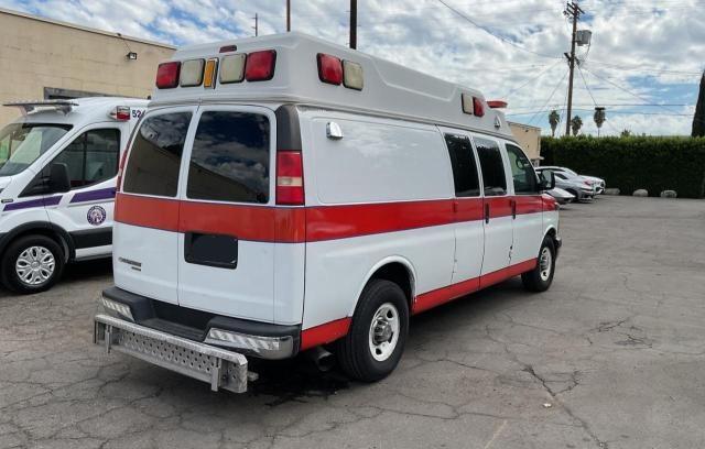 1GBZGUCL4D1147653 - 2013 CHEV EXPRESS G3500 WHITE photo 4