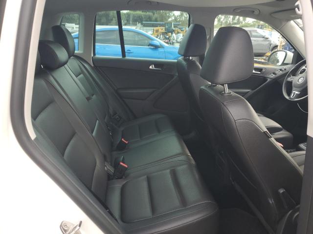 WVGAV7AX8CW598393 - 2012 VOLKSWAGEN TIGUAN S 白色 照片 11