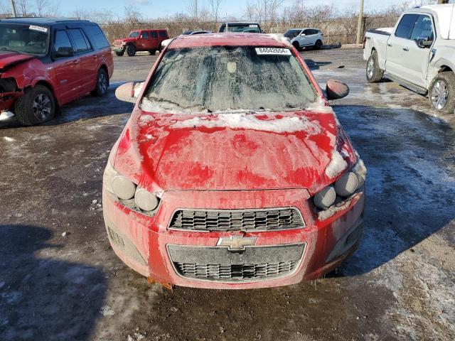 1G1JB5EH2D4192409 - 2013 CHEVROLET SONIC LS წითელი ფოტო 5