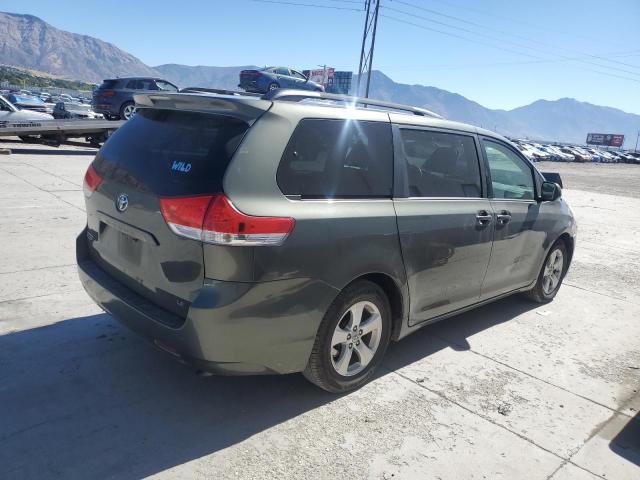 5TDKK3DC8BS130780 - 2011 TOYOTA SIENNA LE 灰色 照片 3