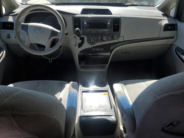 5TDKK3DC8BS130780 - 2011 TOYOTA SIENNA LE 灰色 照片 8