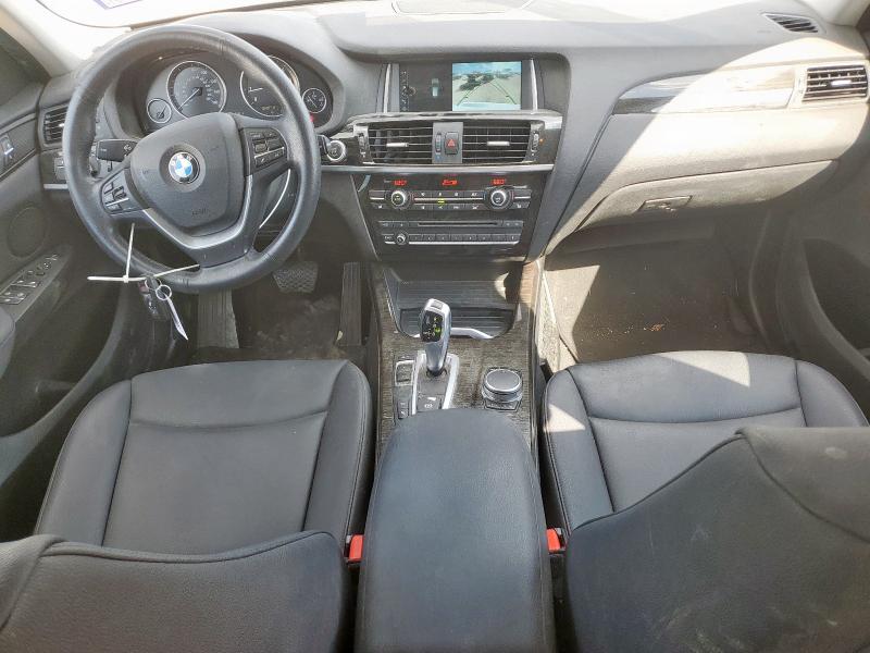 5UXWZ7C52H0V85013 - 2017 BMW X3 SDRIVE28I WHITE photo 8