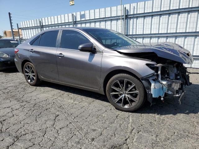 4T1BF1FK6GU187684 - 2016 TOYOTA CAMRY LE GRAY photo 4