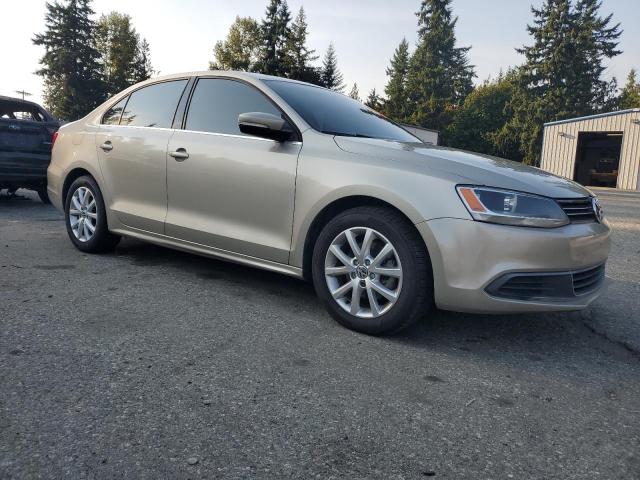 3VWD17AJ2EM214102 - 2014 VOLKSWAGEN JETTA SE BEIGE photo 4