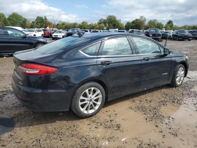 3FA6P0LU8KR220869 - 2019 FORD FUSION SE Noir photo 3