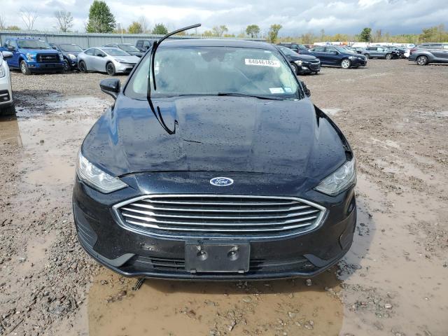 3FA6P0LU8KR220869 - 2019 FORD FUSION SE Noir photo 5