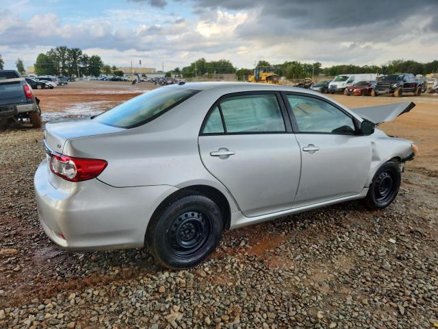 JTDBU4EE9BJ100328 - 2011 TOYOTA COROLLA BASE SILVER photo 3