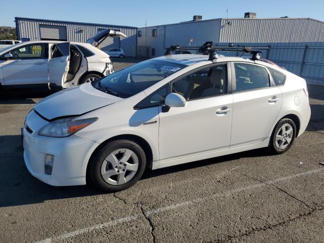 2011 TOYOTA PRIUS, 