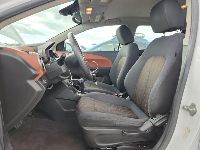 1G1JC6SH2D4110993 - 2013 CHEVROLET SONIC LT თეთრი ფოტო 7