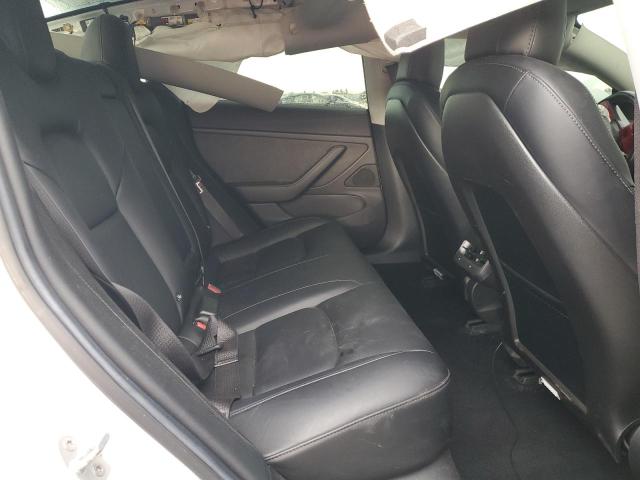 5YJ3E1EA3JF025144 - 2018 TESLA MODEL 3 白色 照片 10