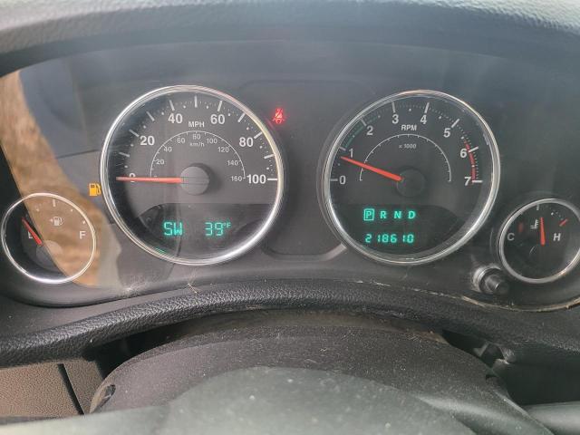 1J4HA3H16BL500982 - 2011 JEEP WRANGLER U SPORT رمادي صورة 8