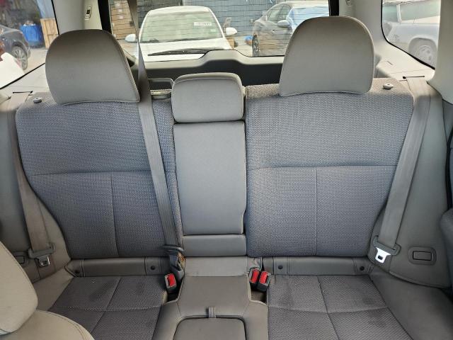 JF2SHADCXCH444568 - 2012 SUBARU FORESTER 2.5X PREMIUM WHITE photo 10