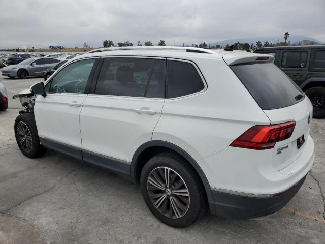 3VV2B7AX4JM184723 - 2018 VOLKSWAGEN TIGUAN SE Blanc photo 2