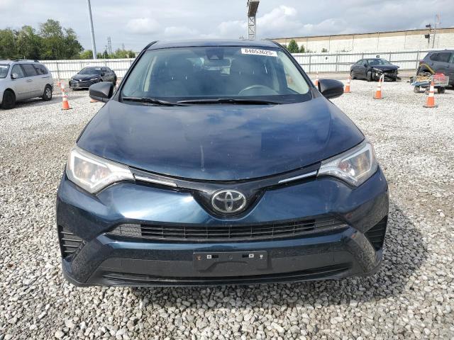 JTMZFREV4JJ192808 - 2018 TOYOTA RAV4 LE Noir photo 5