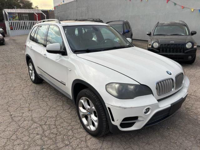 2011 BMW X5 XDRIVE50I, 