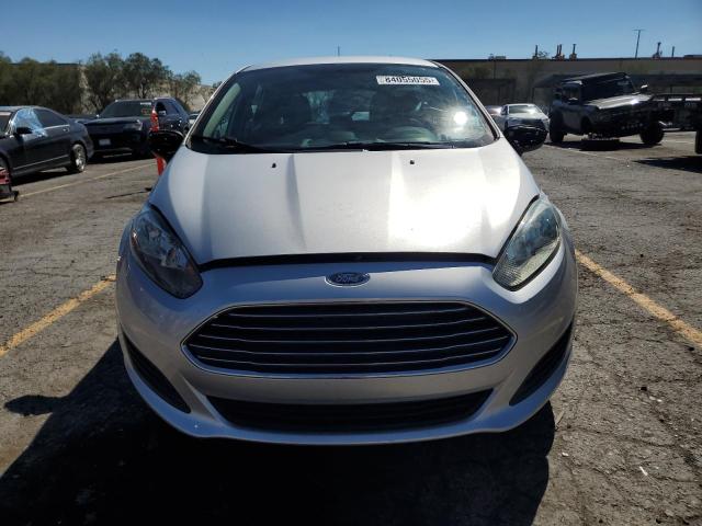 3FADP4EJXJM110757 - 2018 FORD FIESTA SE ვერცხლისფერი ფოტო 5