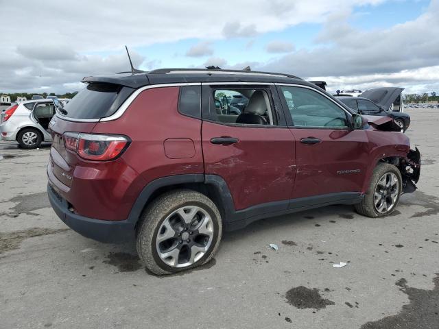 3C4NJDCB3LT182436 - 2020 JEEP COMPASS LIMITED RED photo 3