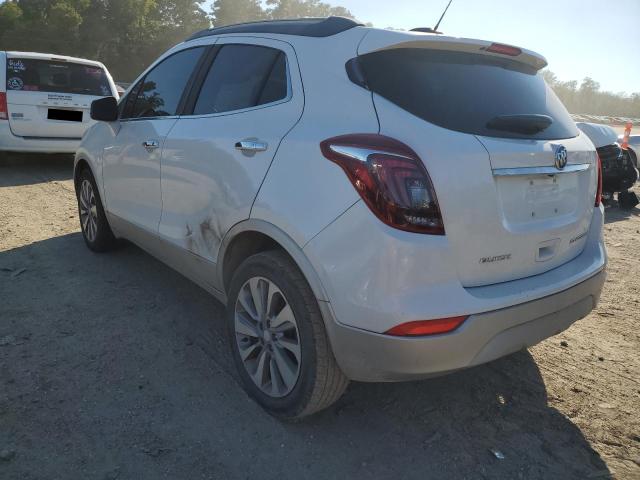 KL4CJASBXJB589279 - 2018 BUICK ENCORE PREFERRED Biały zdjęcie 2