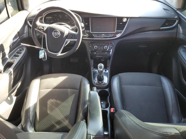 KL4CJASBXJB589279 - 2018 BUICK ENCORE PREFERRED Biały zdjęcie 8