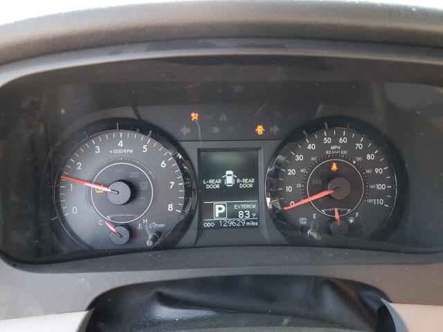 5TDKK3DC1FS575965 - 2015 TOYOTA SIENNA LE SILVER photo 9