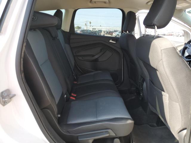 1FMCU9GDXJUB59001 - 2018 FORD ESCAPE SE WHITE photo 11