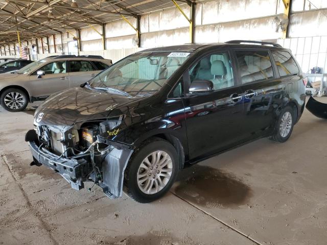 2017 TOYOTA SIENNA XLE, 