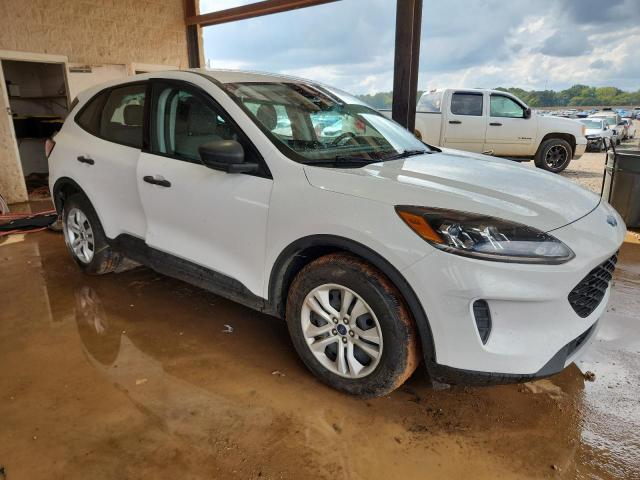 1FMCU0F61MUA04033 - 2021 FORD ESCAPE S WHITE photo 4