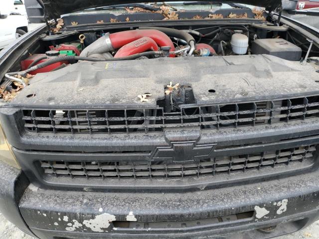 1GCJK33648F159273 - 2008 CHEVROLET SILVERADO K3500 BLACK photo 11