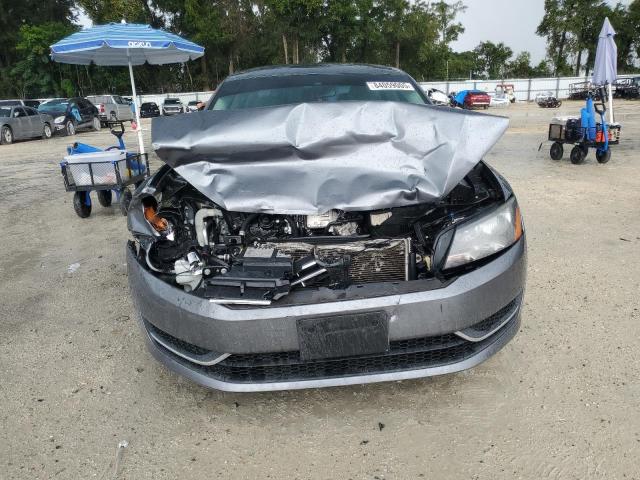 1VWBV7A33FC011820 - 2015 VOLKSWAGEN PASSAT SE GRAY photo 5