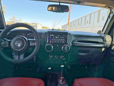 1C4BJWDG1DL515903 - 2013 JEEP WRANGLER U SPORT BLACK photo 9