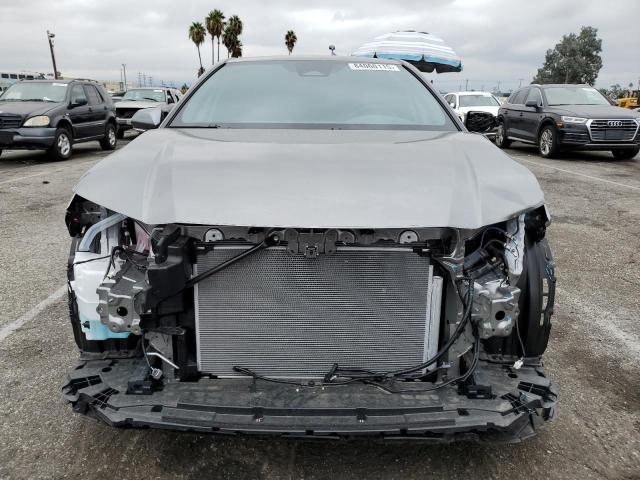 4T1DAACK8SU613654 - 2025 TOYOTA CAMRY XSE Grau Foto 5