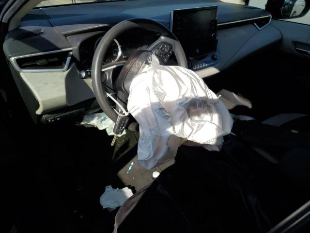 JTDEPRAE6LJ107682 - 2020 TOYOTA COROLLA LE BLUE photo 8