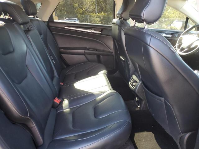 3FA6P0K98HR112967 - 2017 FORD FUSION TITANIUM Grafit foto 10