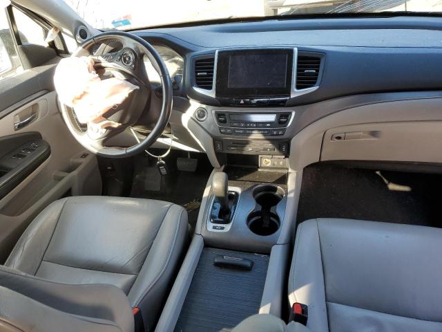 5FNYF6H8XHB050609 - 2017 HONDA PILOT EXL 银色 照片 8