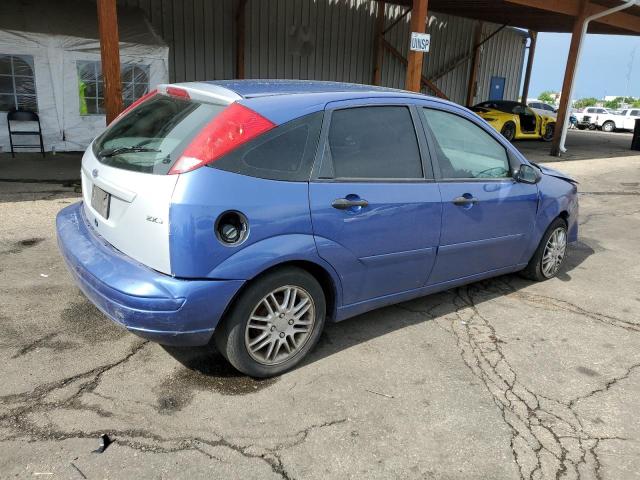 3FAFP37393R188051 - 2003 FORD FOCUS ZX5 BLUE photo 6