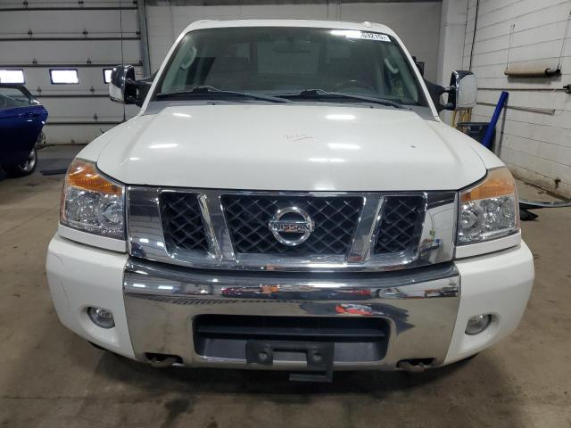 1N6BA07C09N306277 - 2009 NISSAN TITAN XE WHITE photo 5