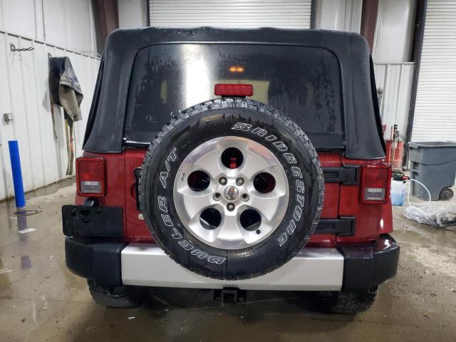 1C4AJWBG4DL542513 - 2013 JEEP WRANGLER SAHARA მუქწითელი ფოტო 6