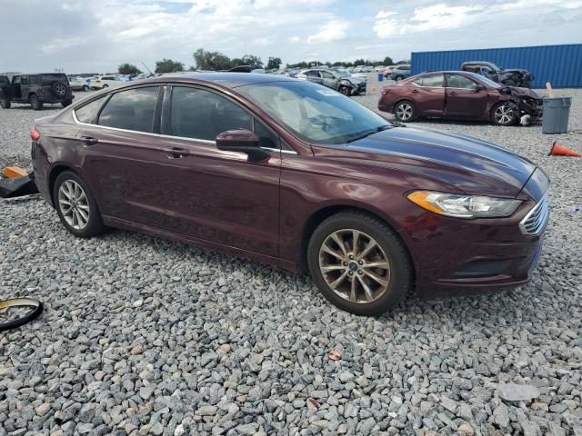 3FA6P0HD0HR290240 - 2017 FORD FUSION SE BURGUNDY photo 4