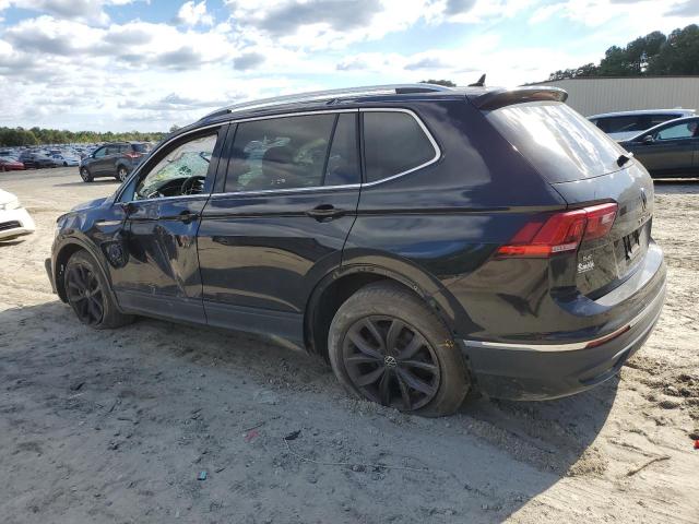 3VV2B7AX4NM038358 - 2022 VOLKSWAGEN TIGUAN SE შავი ფოტო 2