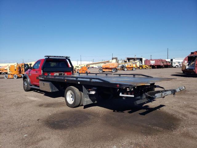 3C7WRMDL9JG207319 - 2018 RAM 5500 Красный фото 3